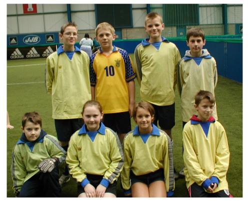 Molodshi football team