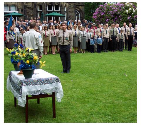 Holova of CYM in Bradford prepares the sumivti for the Official Ceremony