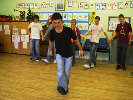 Yurij demonstrating dance steps